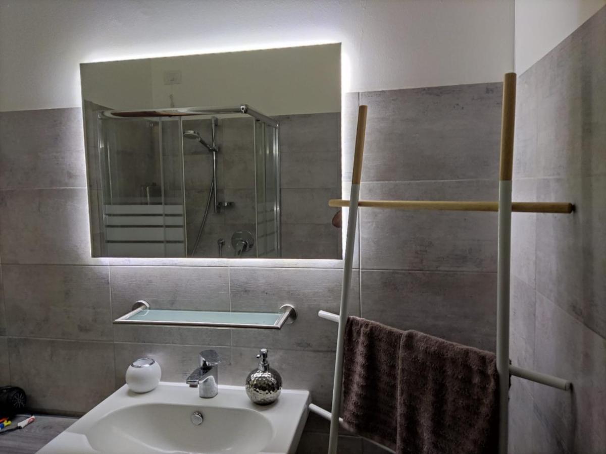 Lovely Apartment Piatti Duomo ミラノ エクステリア 写真