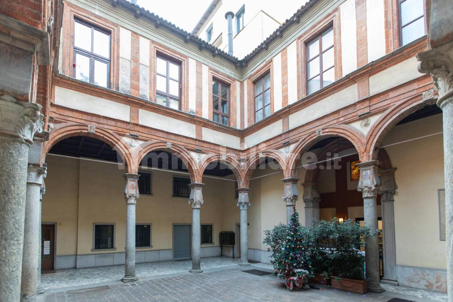Lovely Apartment Piatti Duomo ミラノ エクステリア 写真