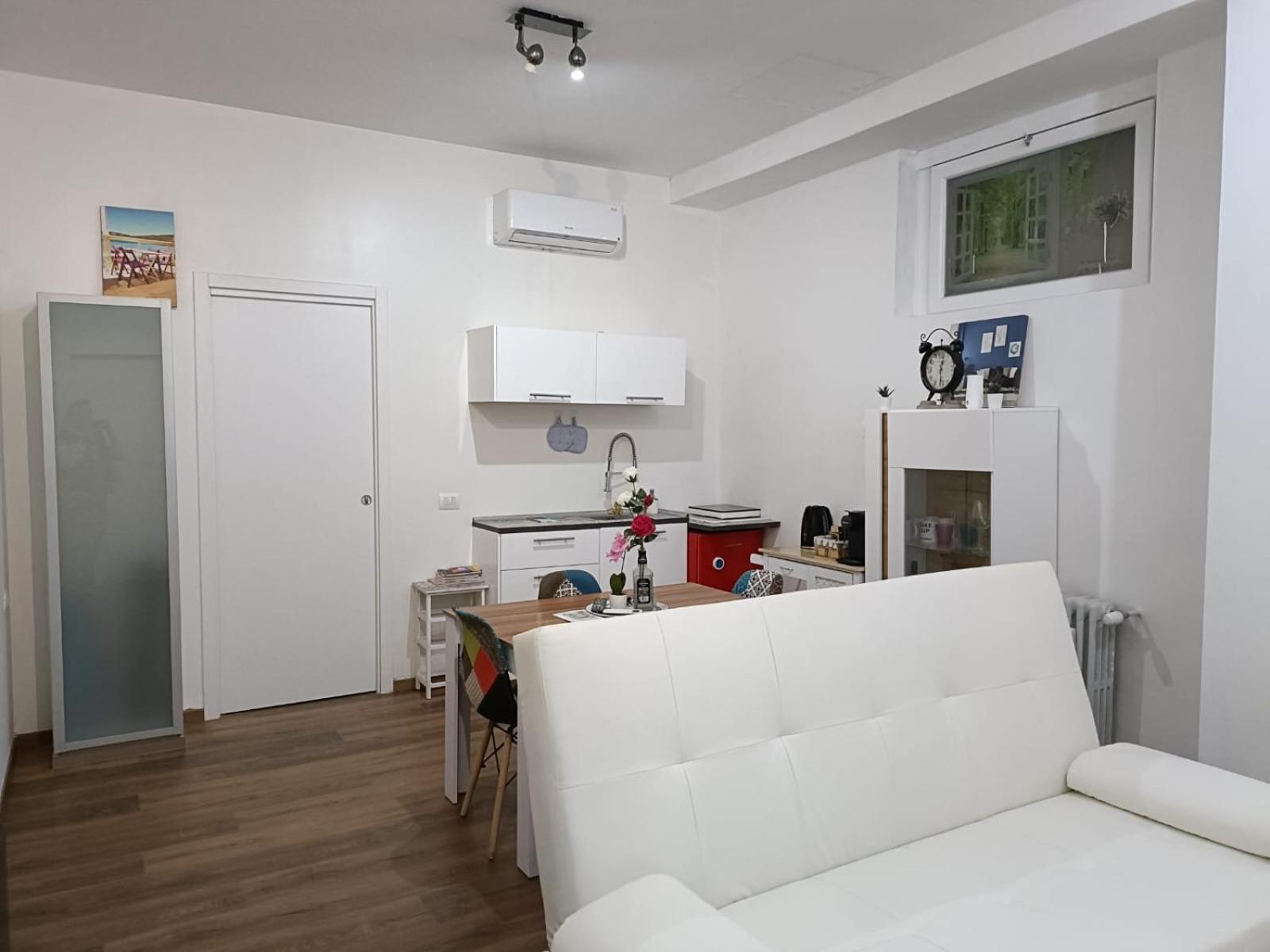 Lovely Apartment Piatti Duomo ミラノ エクステリア 写真